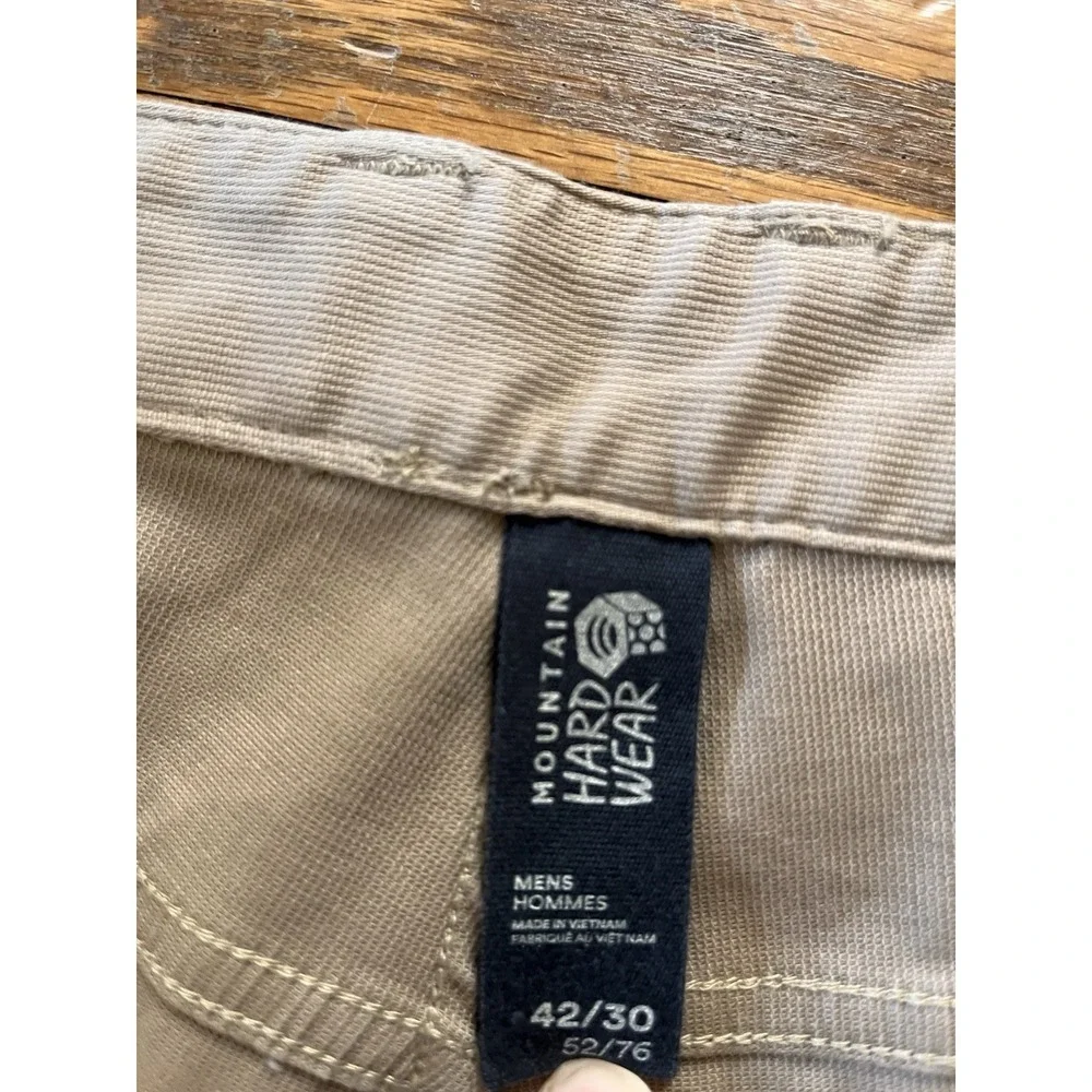 NWT Mountain Hardwear Kentro Cord‎ Tan Pants Mens 42x30 Hiking Climbing